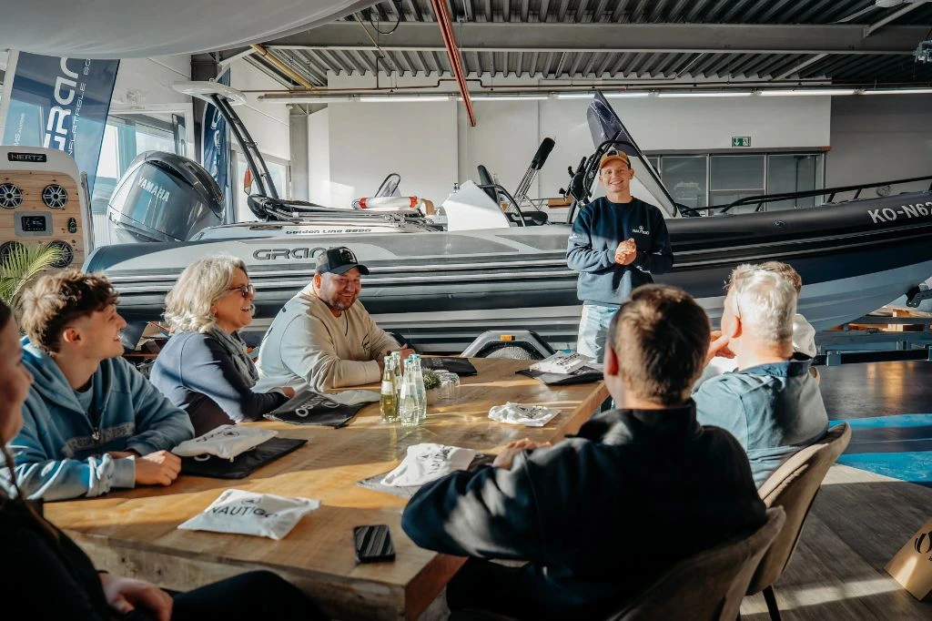 Bootsführerschein in 2025 - Nautigo Nautigo Praxisausbildung Bootsführerschein In 14 Tagen Sbf See Und Binnen Koeln