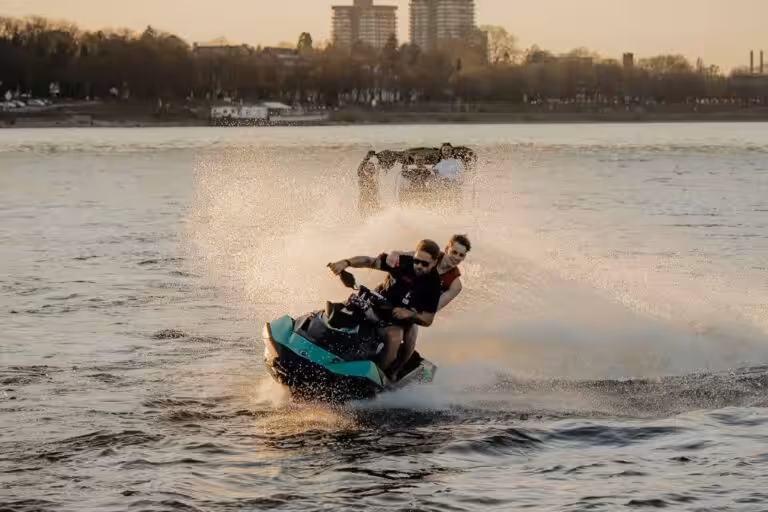 Was kostet ein Jetski: Kosten für Anschaffung und Unterhalt